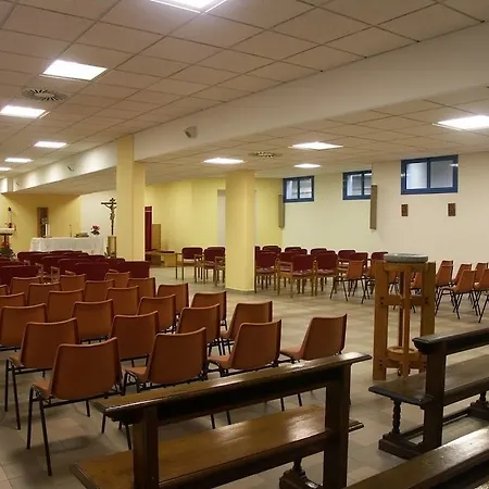 Casa Don Guanella מלון