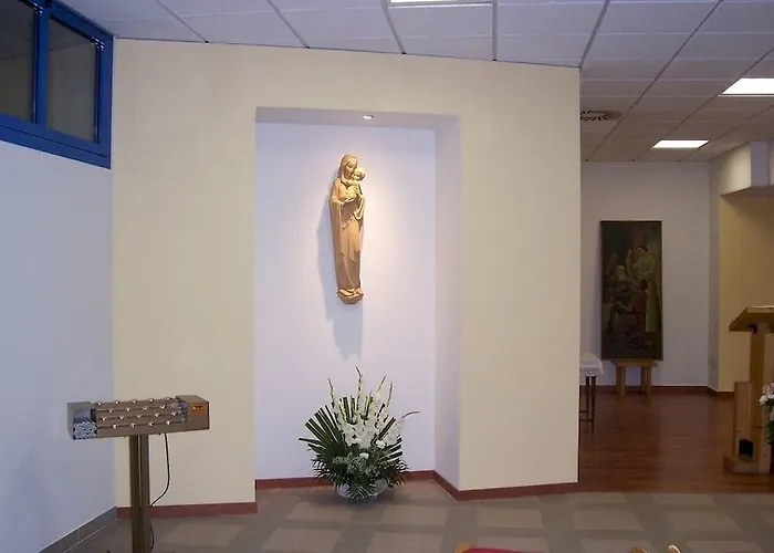 Casa Don Guanella Hotel