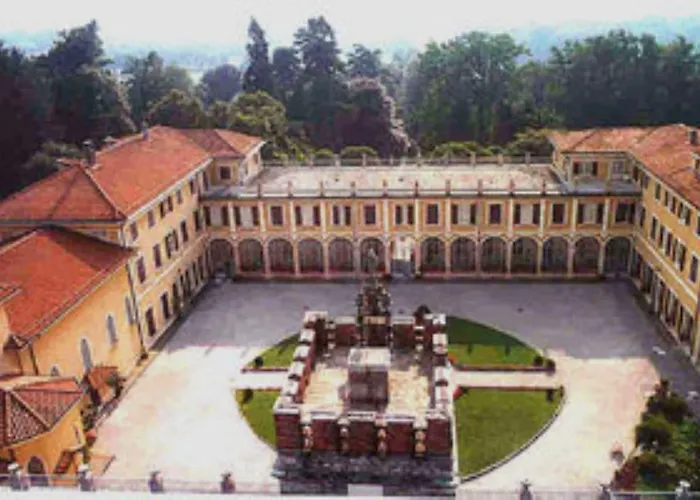 Casa Don Guanella Hotel 3*